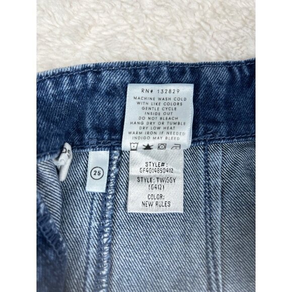 GRLFRND Twiggy Button Fly Denim Skirt Med Wash Size 25 - Picture 9 of 12